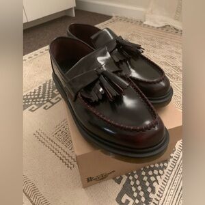 Nib dr. Martens Maroon leather loafers